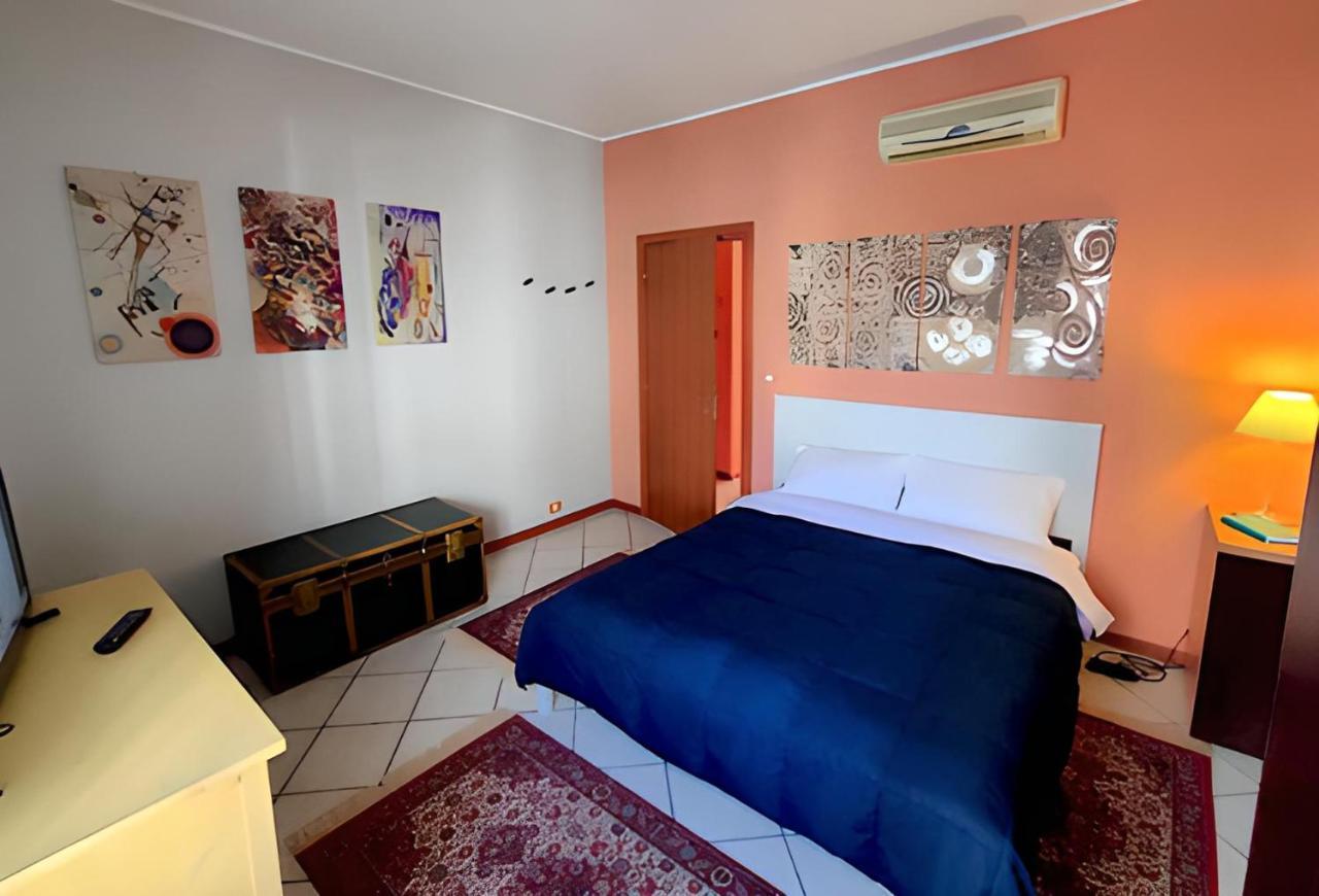 Apartmán Alba La Capitale Delle Langhe Exteriér fotografie